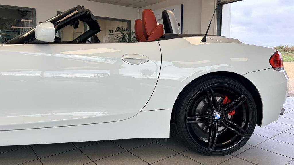 BMW Z4 2.0 20I M Sport Convertible Sdri White #2
