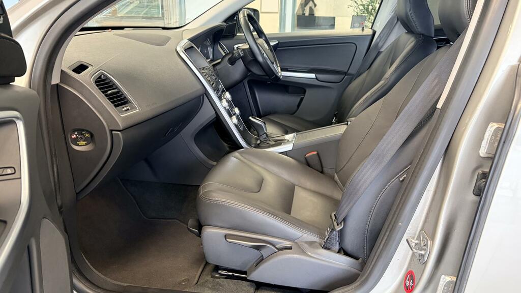 Volvo XC60 D4 Se Lux Nav Black #31