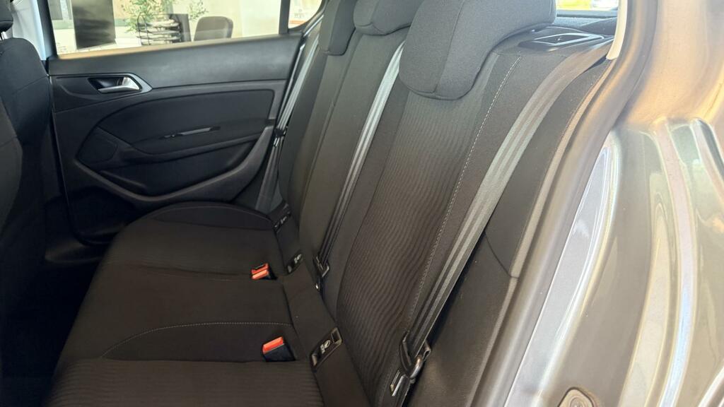 Peugeot 308 1.6 Bluehdi 100 Active White #23