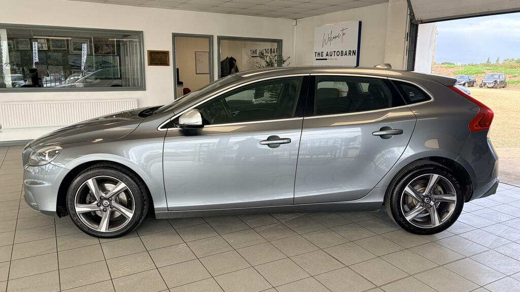 Volvo V40 R-design Grey #2