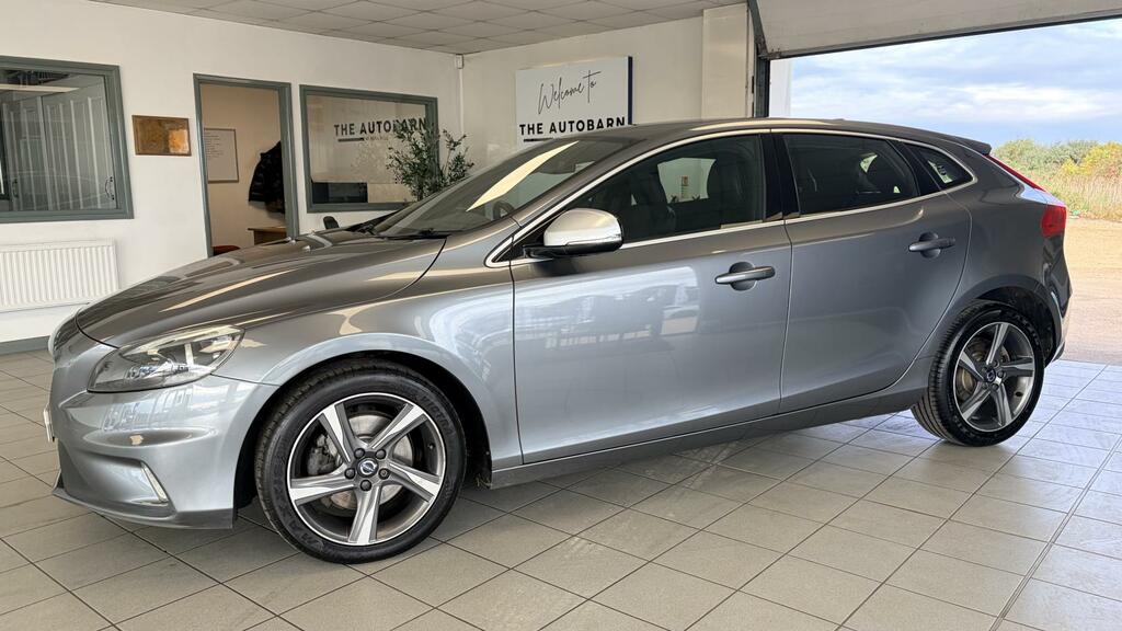 Volvo V40 R-design Grey
