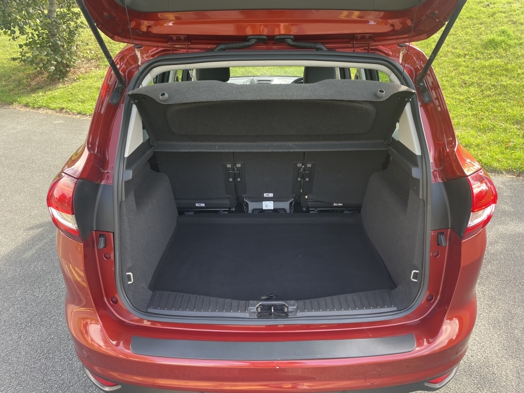 Ford C-Max 1.0 Ecoboost 125 Zetec Red #9