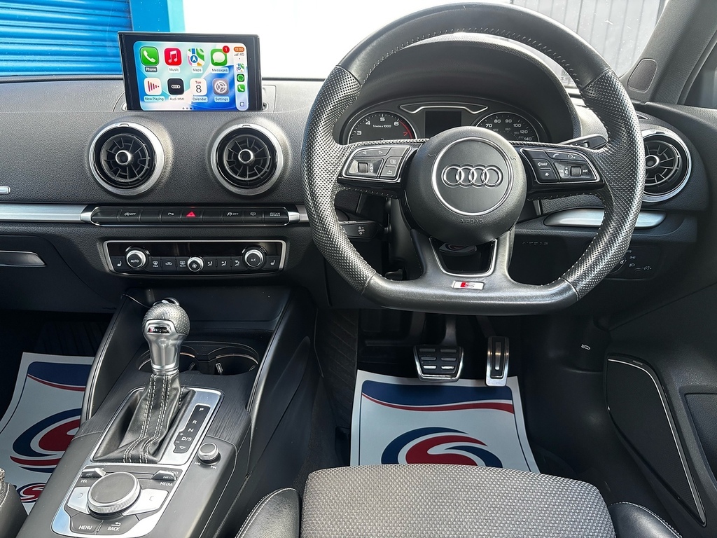 Audi A3 1.5 Tfsi Cod 35 Black Edition Sportback Grey #4