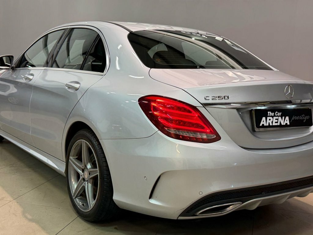 Mercedes-Benz C Class C220 Cdi Blueefficiency Amg Red #6