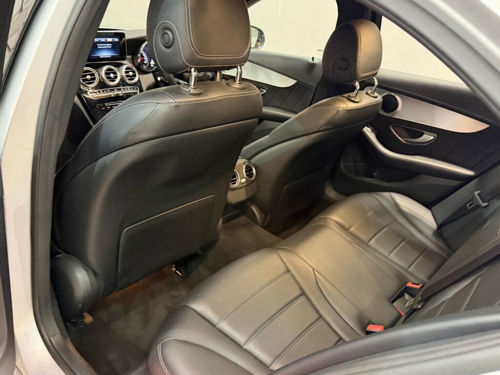 Mercedes-Benz C Class C220 Cdi Blueefficiency Amg Red #26