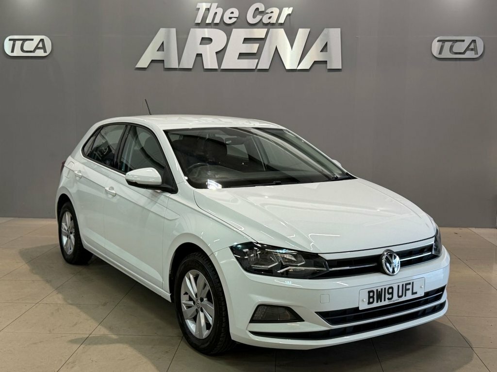 Volkswagen Polo Hatchback Red #1