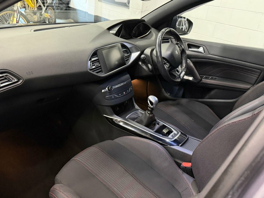 Peugeot 308 1.5L Gt Line Grey #5