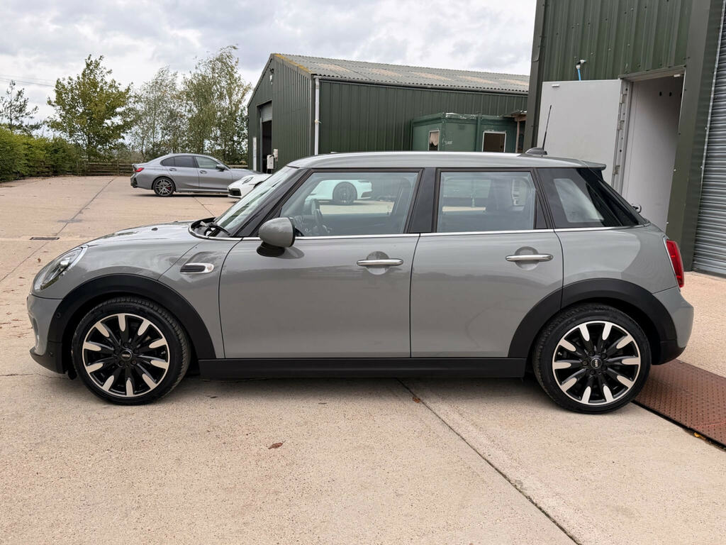 Mini Hatch 1.5 Cooper Exclusive Steptronic Euro 6 Ss YE19LVX Grey #4