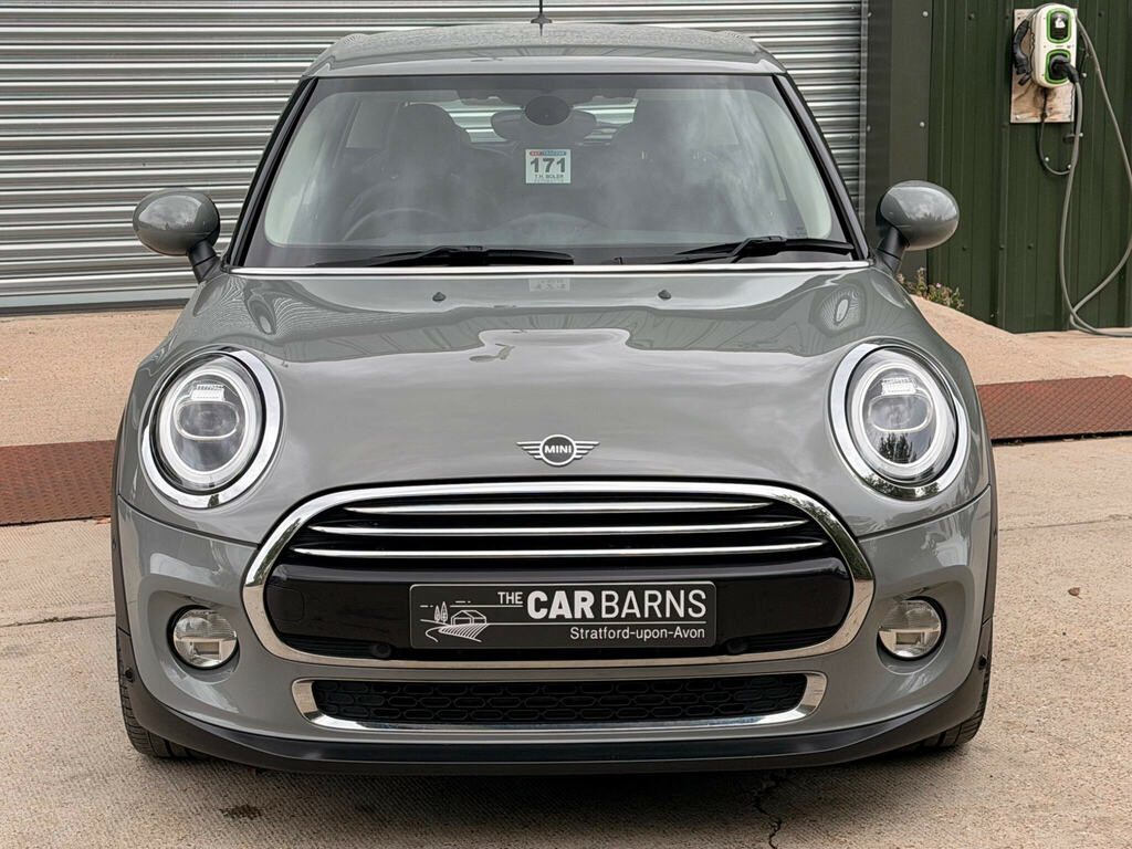 Mini Hatch 1.5 Cooper Exclusive Steptronic Euro 6 Ss YE19LVX Grey #2