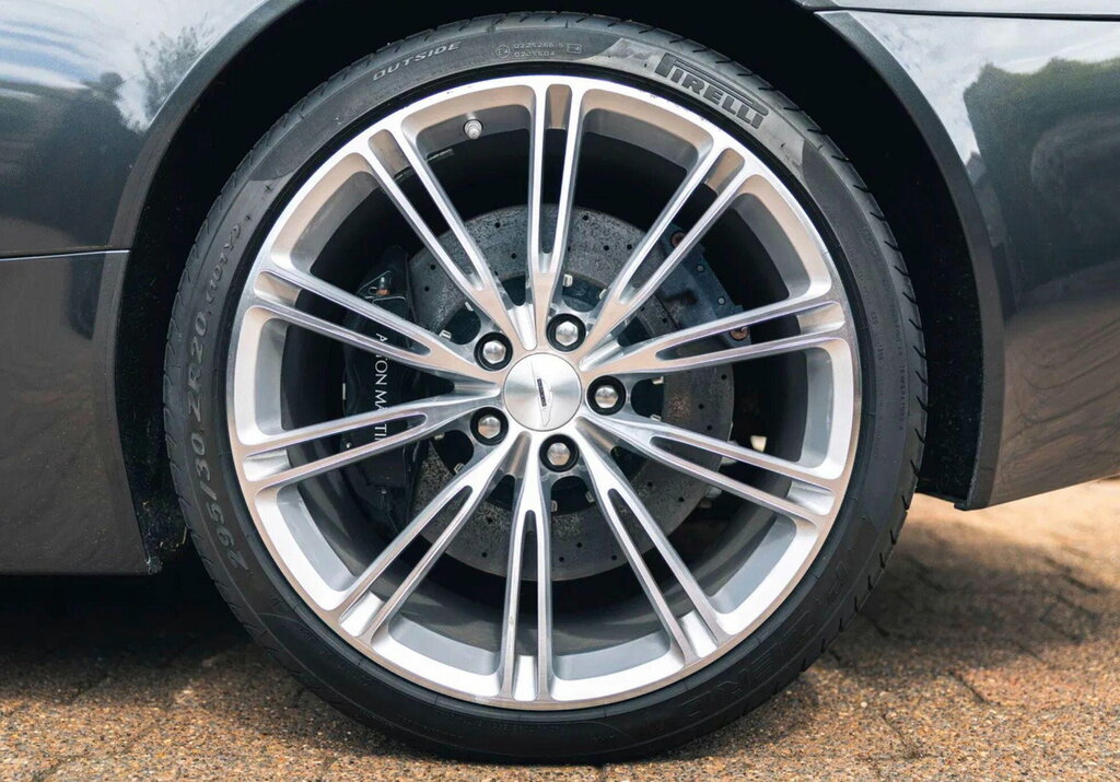 Aston Martin Virage V12 Silver #4