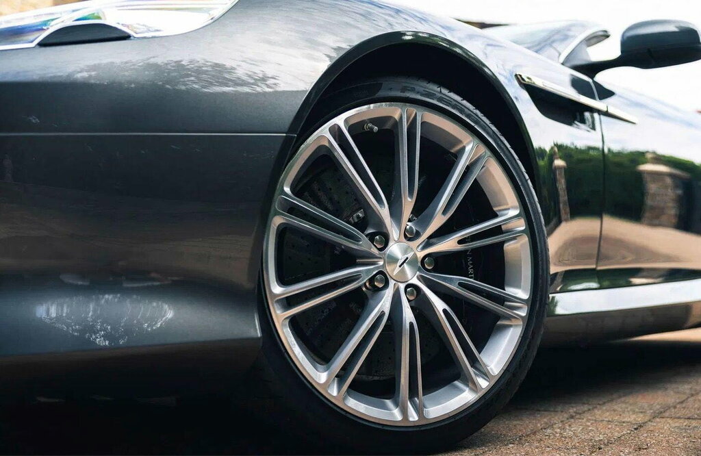 Aston Martin Virage V12 Silver #2