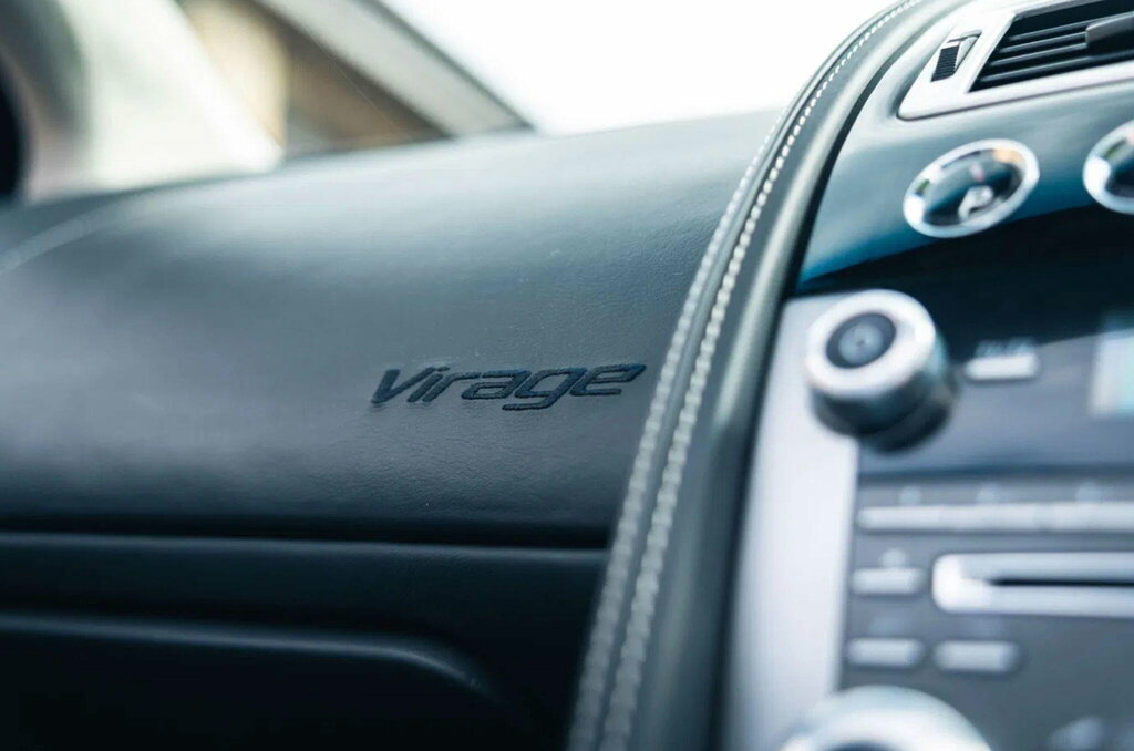 Aston Martin Virage V12 Silver #13