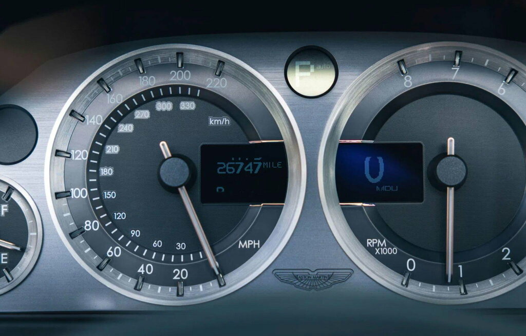 Aston Martin Virage V12 Silver #16