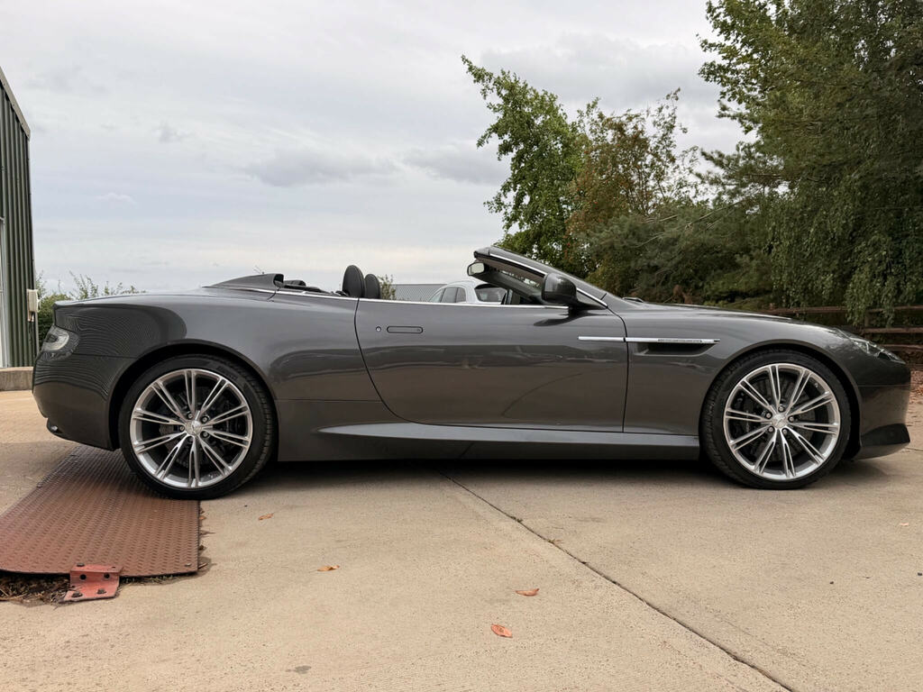 Aston Martin Virage Coupe Orange #18
