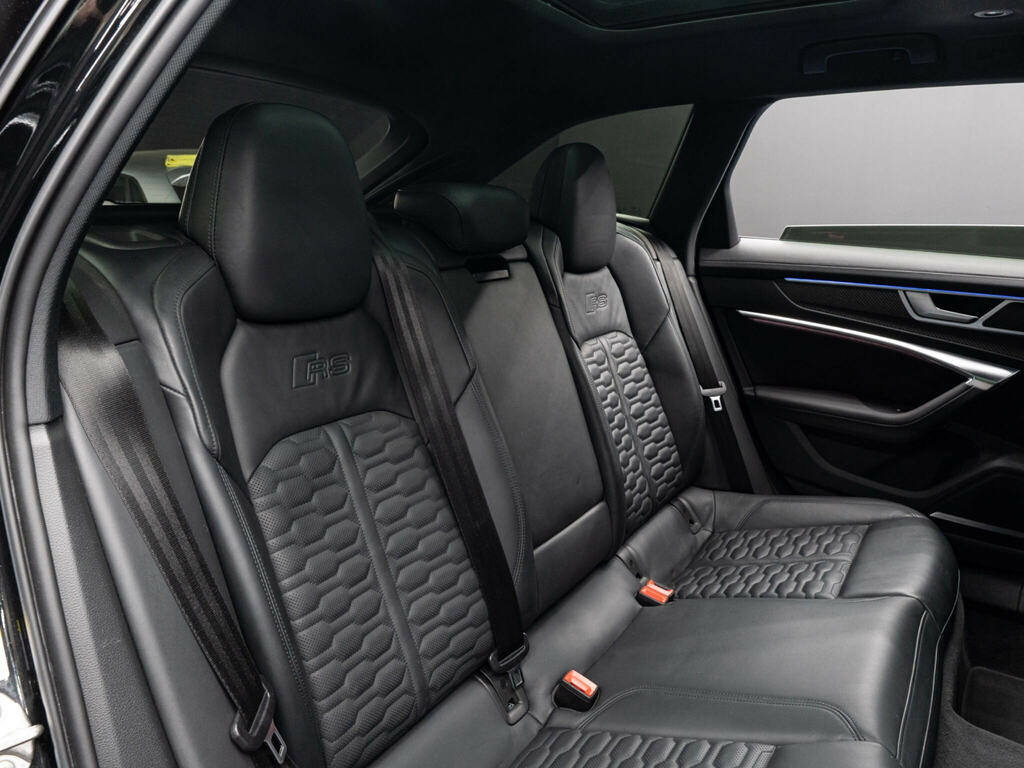 Audi RS6 Avant Plus Sport Black #13