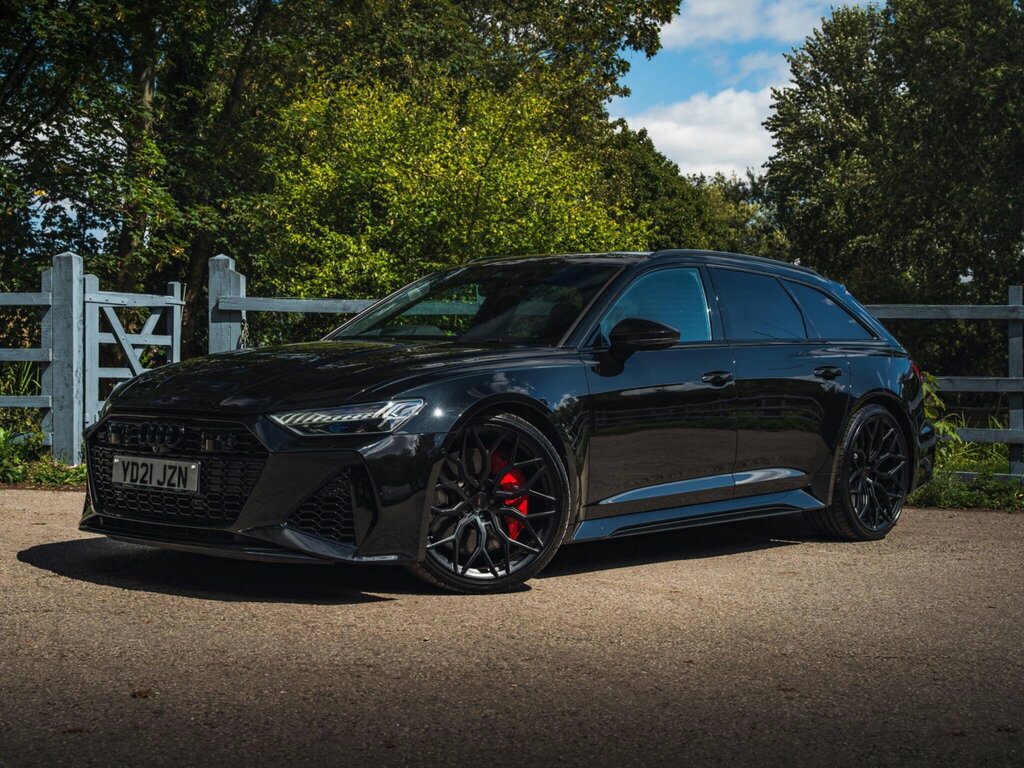 Audi RS6 Avant Plus Sport Black #9