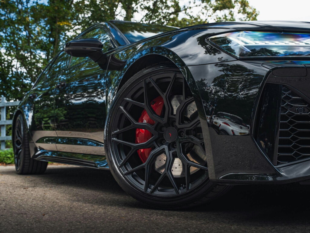Audi RS6 Avant Plus Sport Black #29