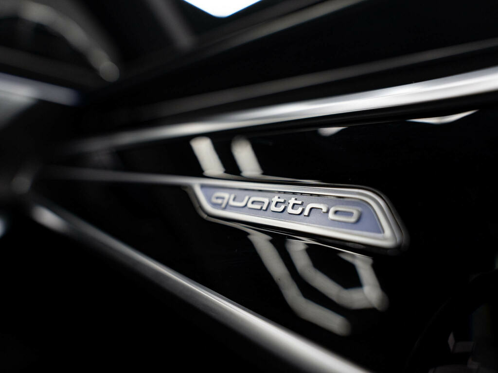 Audi RS6 Avant Plus Sport Black #41