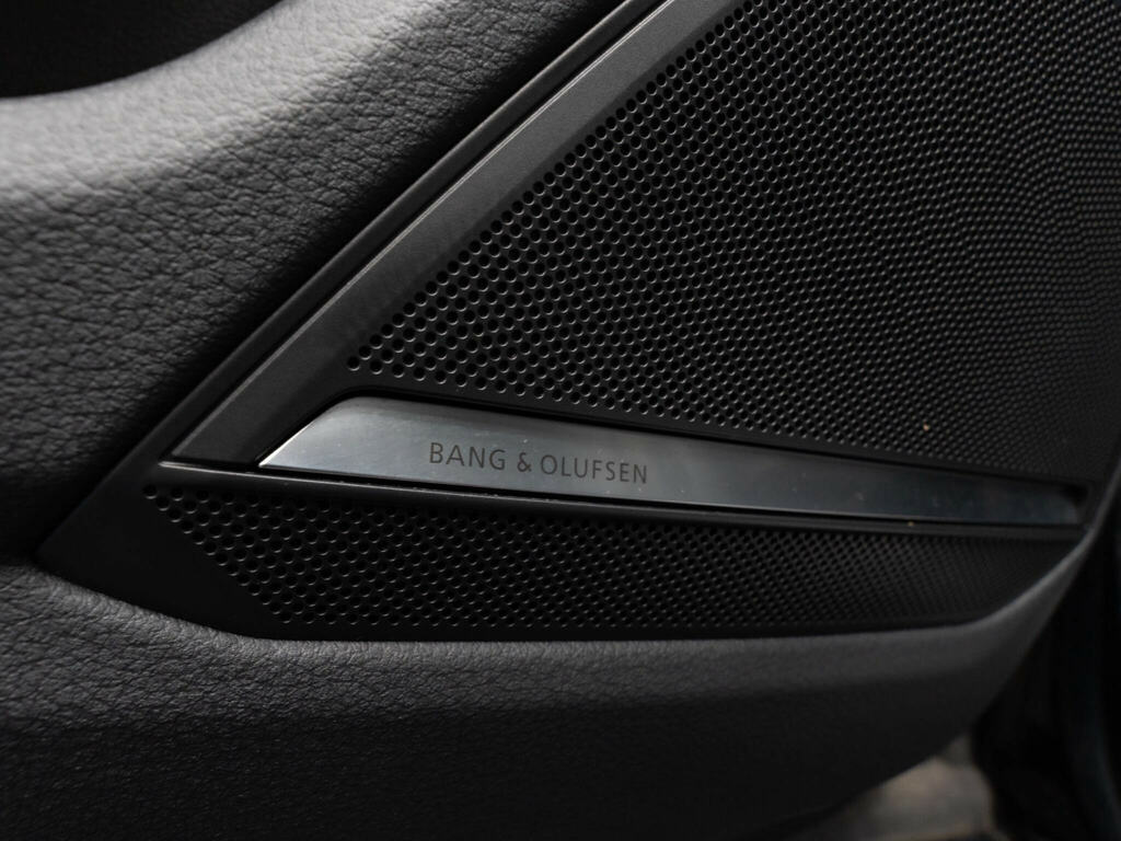 Audi RS6 Avant Plus Sport Black #18