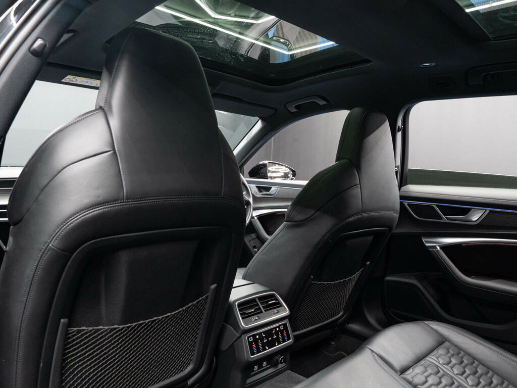 Audi RS6 Avant Plus Sport Black #56