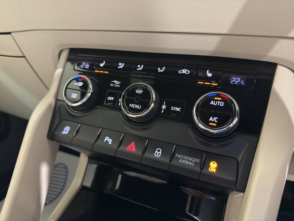 Skoda Karoq Se Nav Plus White #10