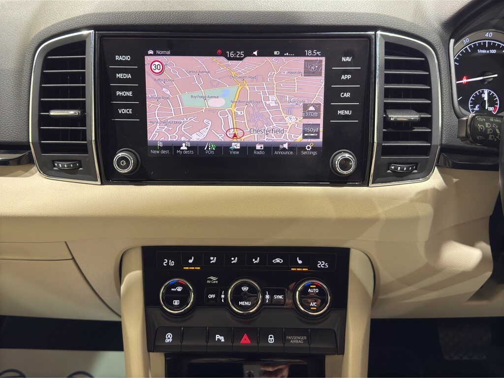 Skoda Karoq Se Nav Plus White #11