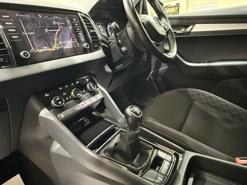 Skoda Karoq Se Technology Tsi Black #13