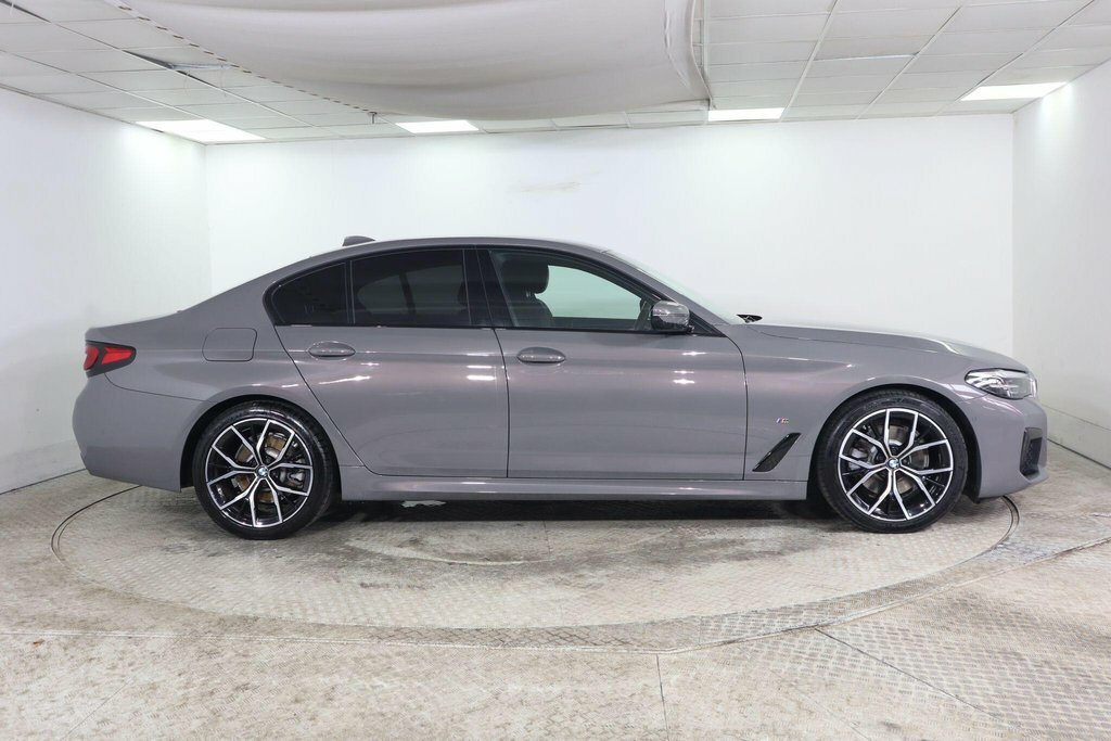 BMW 5 Series White #7