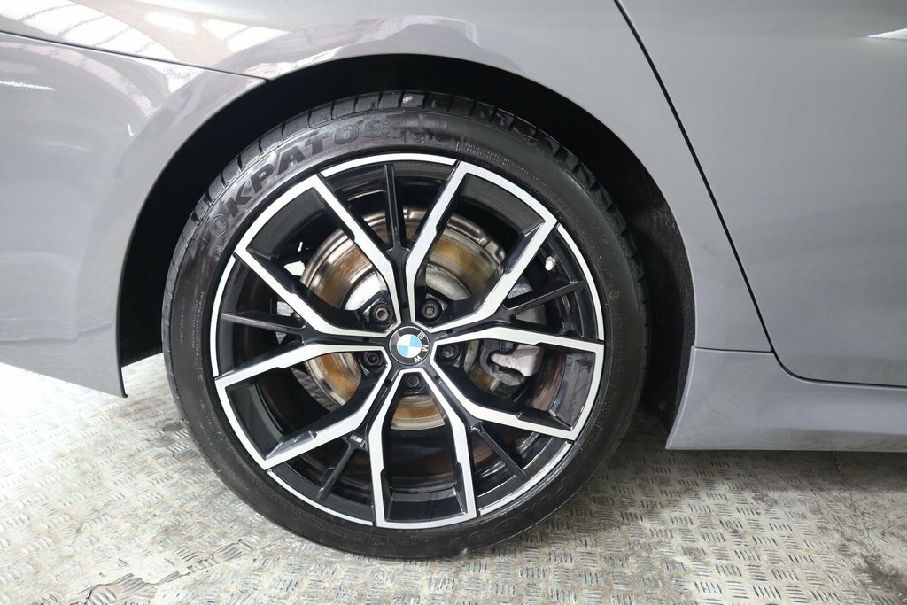 BMW 5 Series White #24