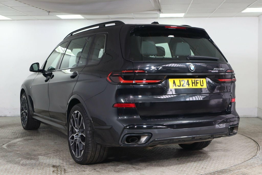 BMW X7 3L M Sport Black #4