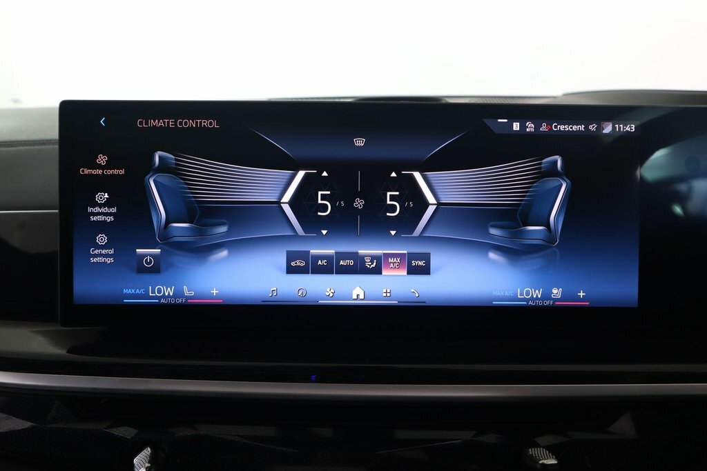 BMW X7 Suv Blue #31
