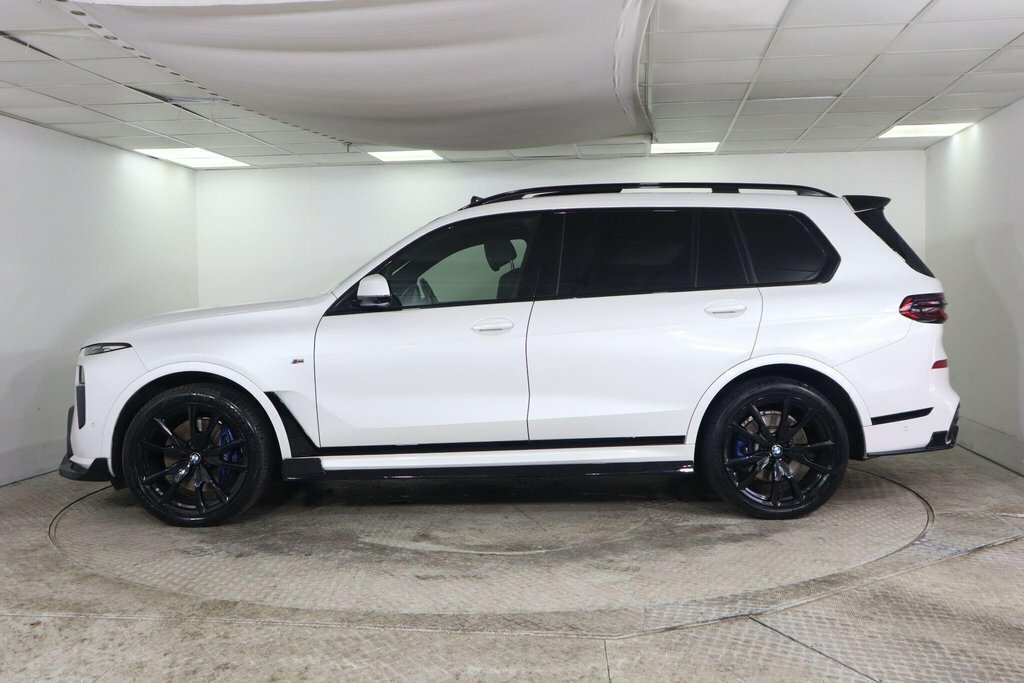 BMW X7 3L M Sport White #5
