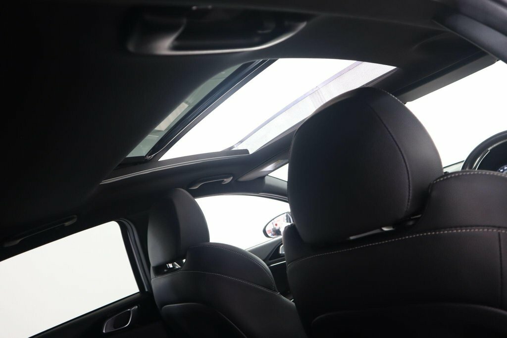 Kia Proceed 1.5L Gt-line S White #5
