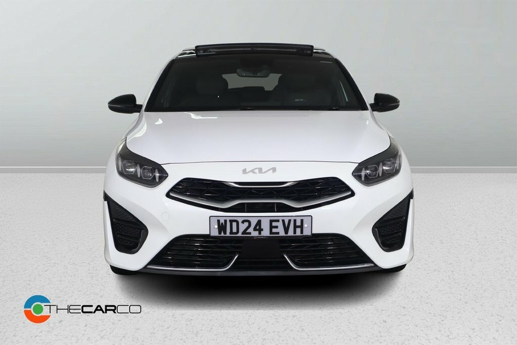 Kia Proceed 1.5L Gt-line S White #3