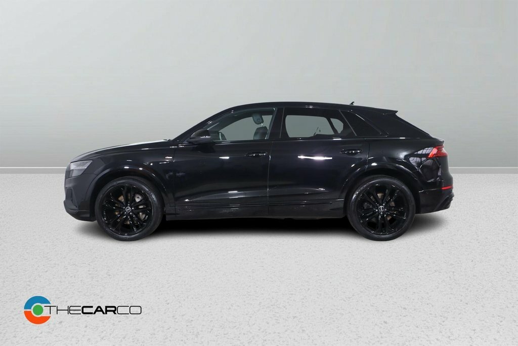 Audi Q8 3L Black Edition Black #5