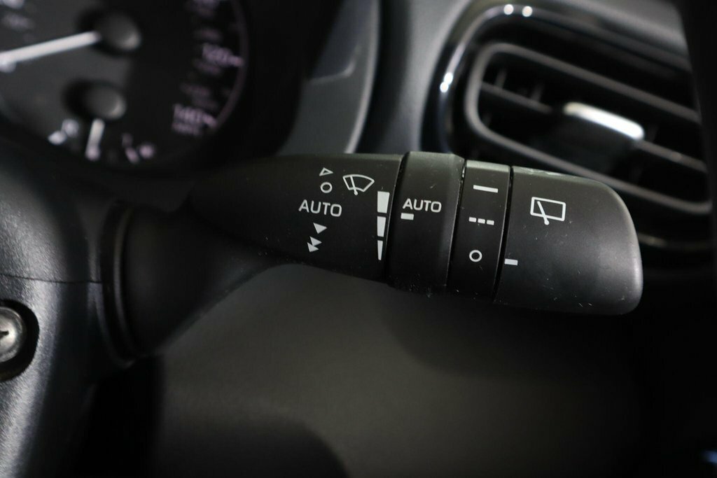 Toyota Yaris Hatchback #14