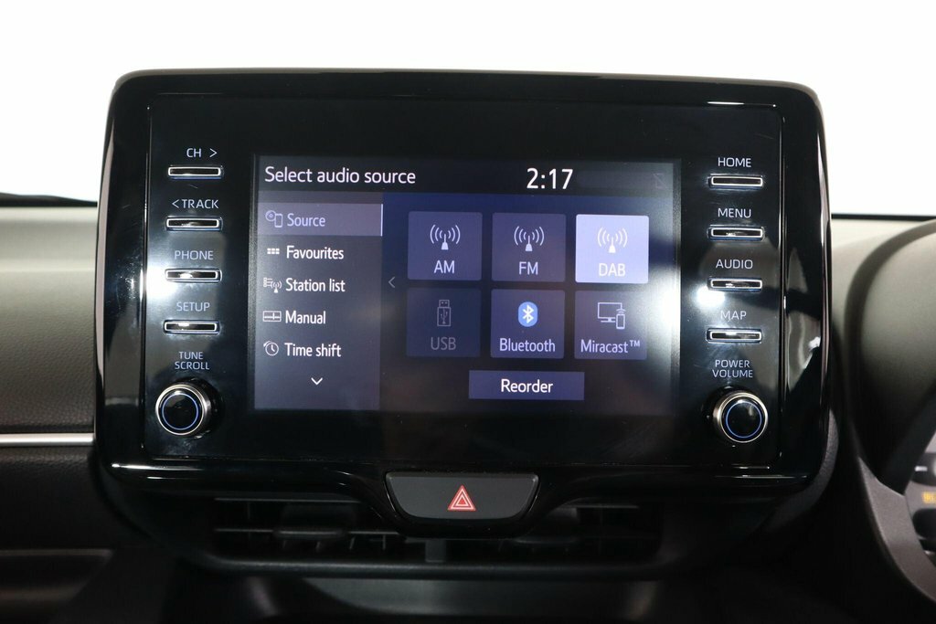Toyota Yaris Hatchback #26