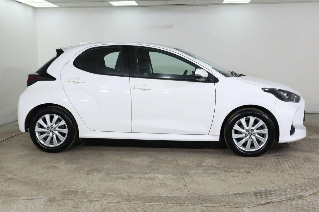 Toyota Yaris Hatchback #7