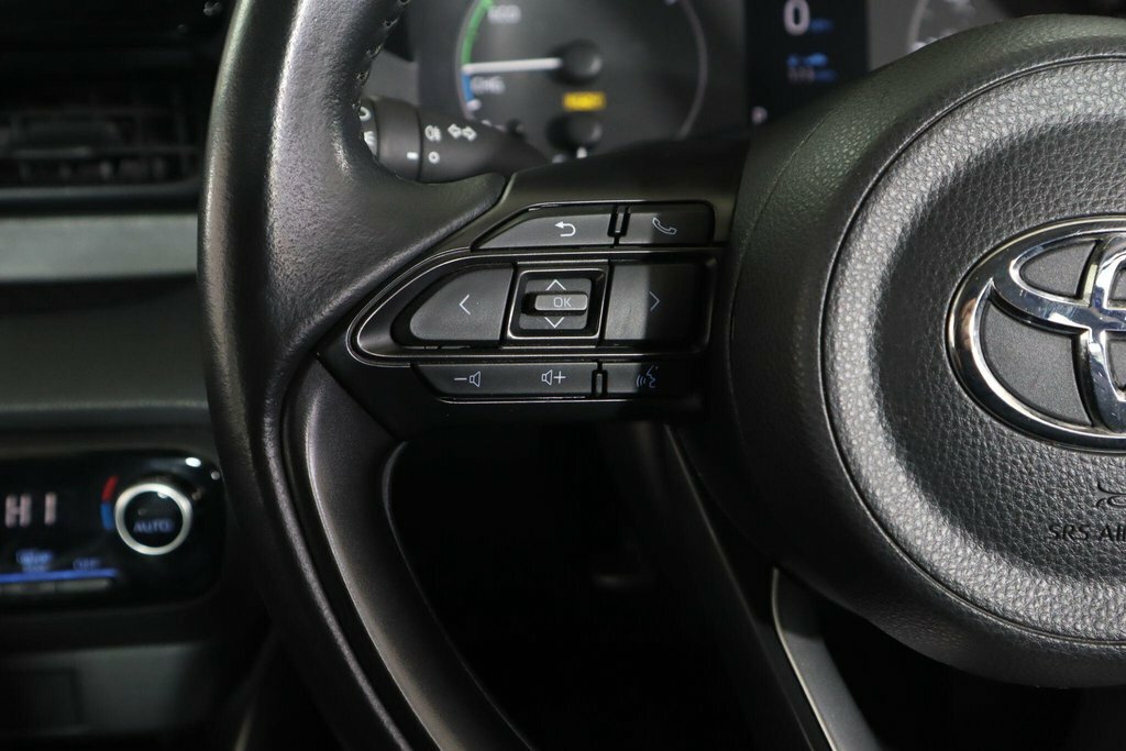 Toyota Yaris Hatchback #13