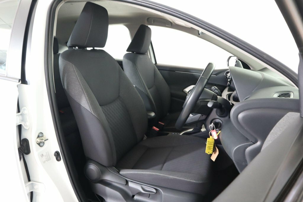 Toyota Yaris Hatchback #10