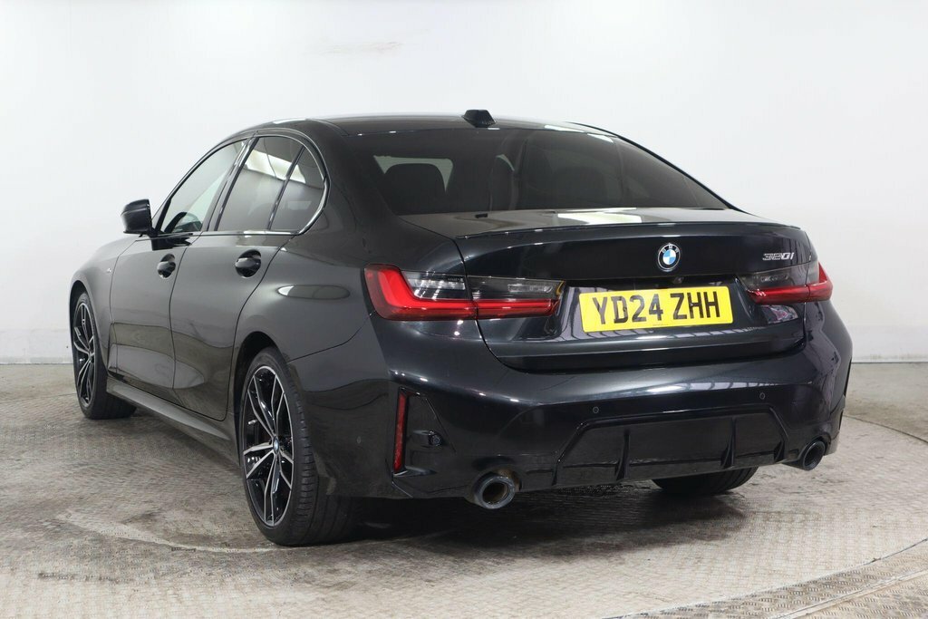 BMW 3 Series 2L M Sport Black #4
