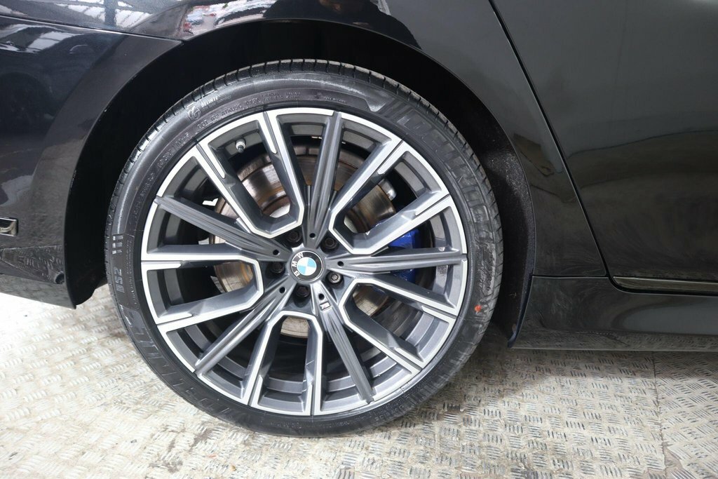 BMW 7 Series  Grey #28