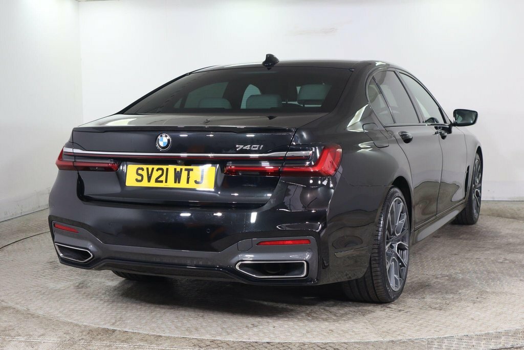 BMW 7 Series  Grey #8