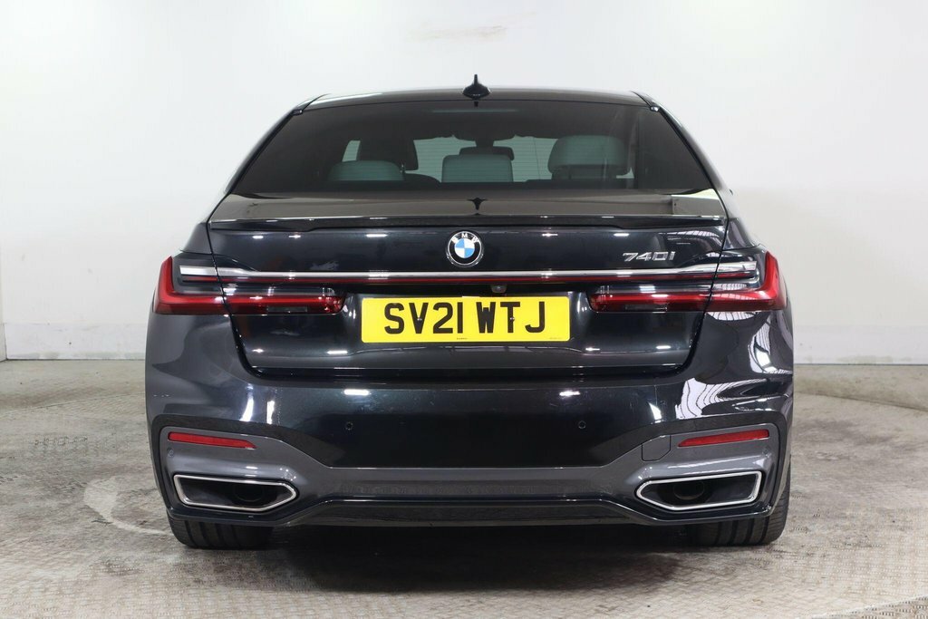 BMW 7 Series 3L M Sport Black #6