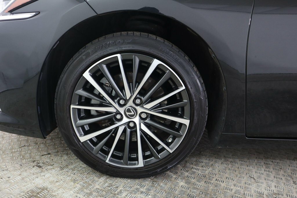 Lexus ES Es 300H Cvt Black #32