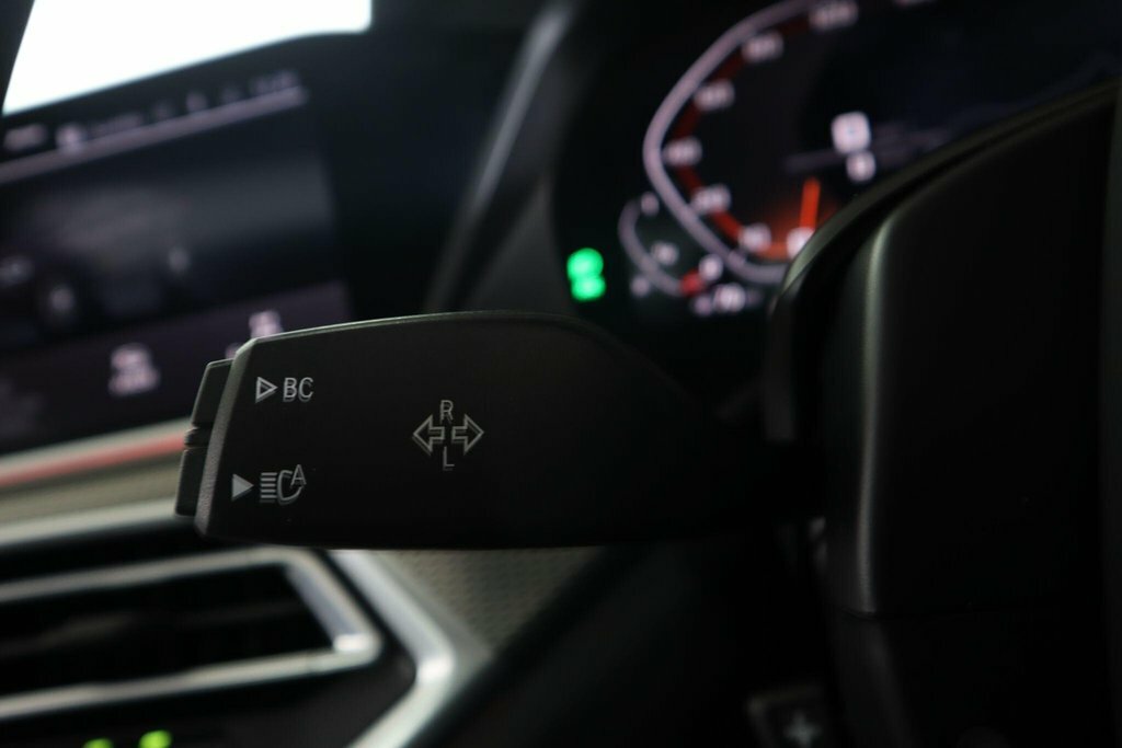 BMW X6 M50i Black #19