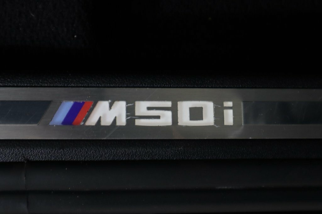 BMW X6 M50i Black #63