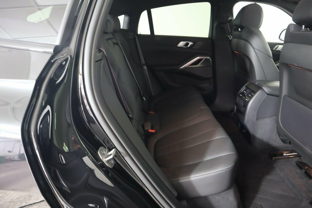 BMW X6 M50i Black #13