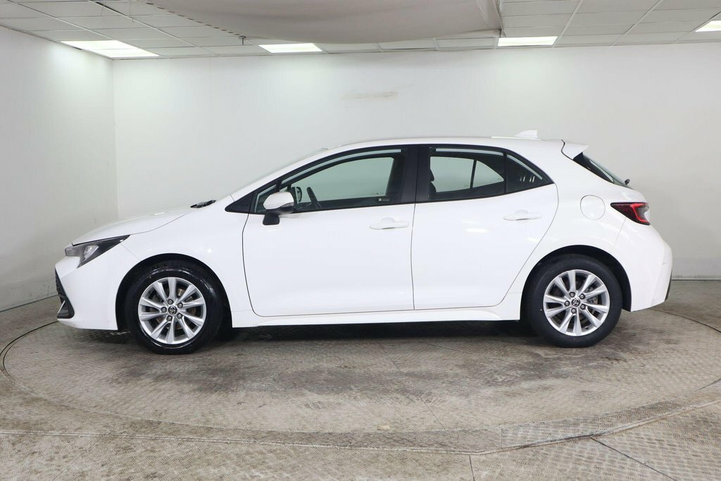 Toyota Corolla 1.8L Icon White #5