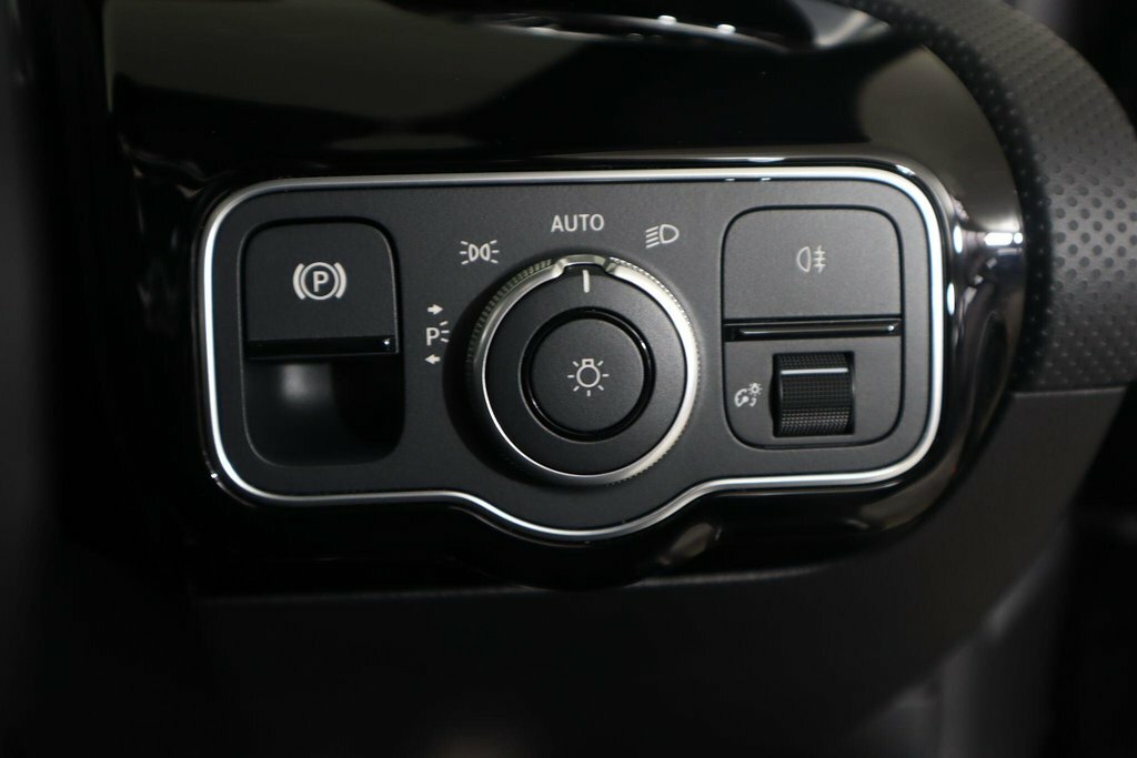 Mercedes-Benz CLA Class Amg Line White #20